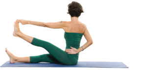 la-torsione-menaka-asana